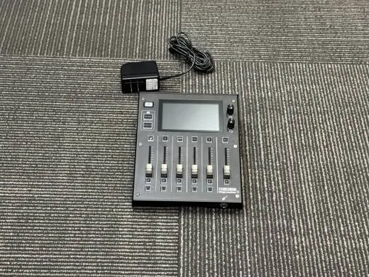 BOSS GCS-5 Gigcaster Streaming Mixer 2